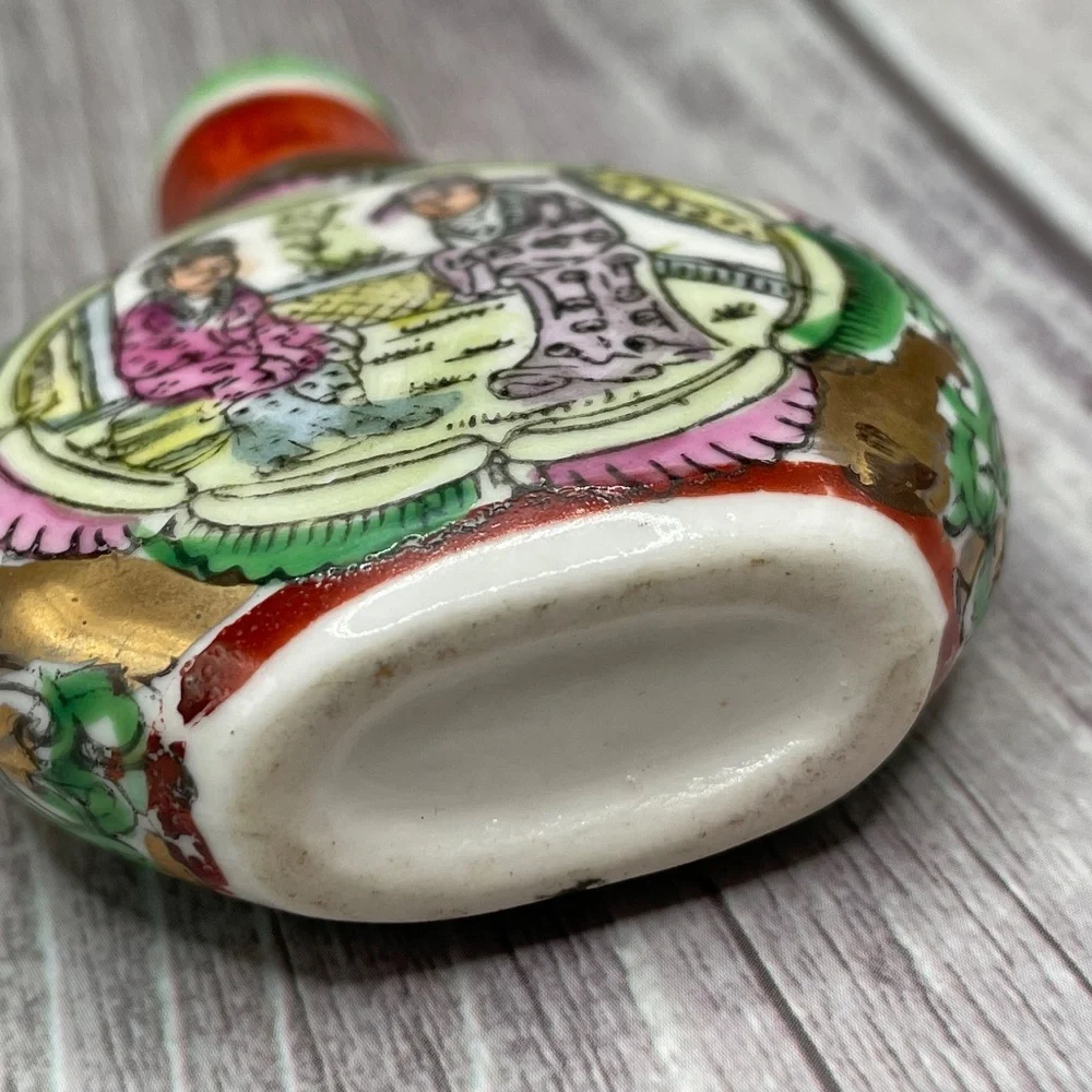 Vintage Chinese Painted Snuff Bottle - Picture 5 of 12